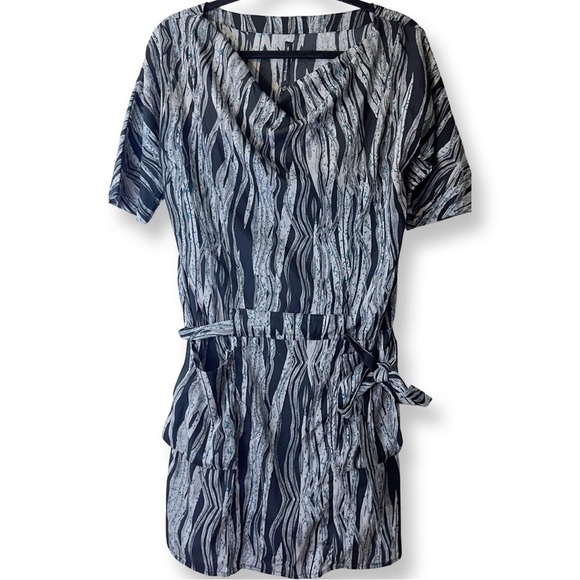 Walter Baker ‘Melanie’ Dress Abstract Tie Sash Pockets Black White Size M - Picture 1 of 5